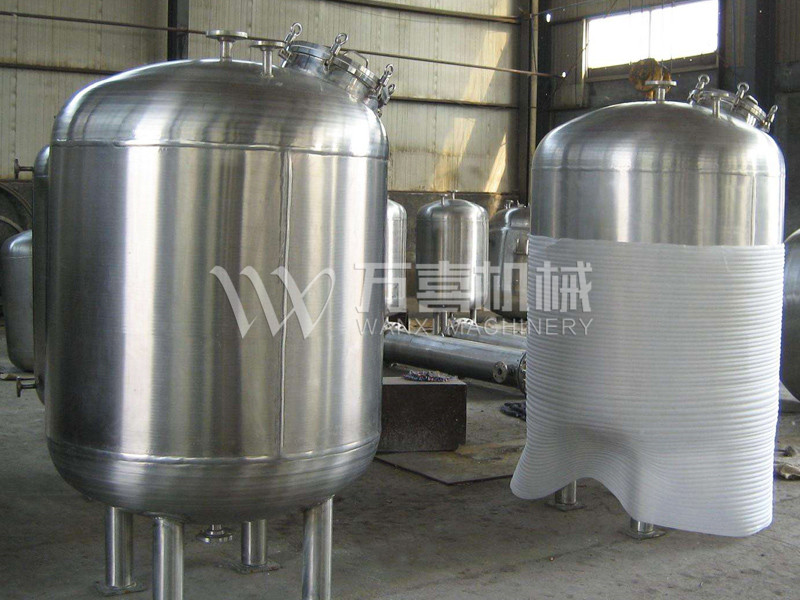 Stainless steel storage tank and preparation tank